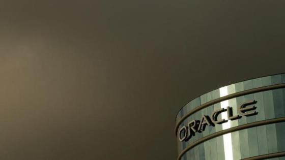 أرباح شركة أوراكل تخذل التوقعات وتراجع كبير للأسهم