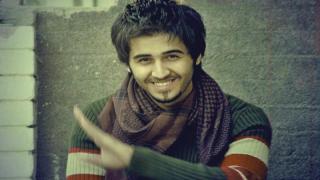 السعودية تفرج عن عبدالعزيز كسار بعد إتهامه بالإختلاط بالنساء