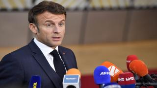 هل لدى الرئيس الفرنسي حل للأزمة اليمنية الراهنة؟