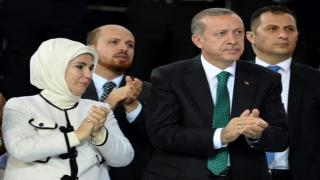 اوردوغان مع زوجته وأبناءه