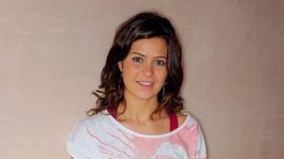 يسرا اللوزي